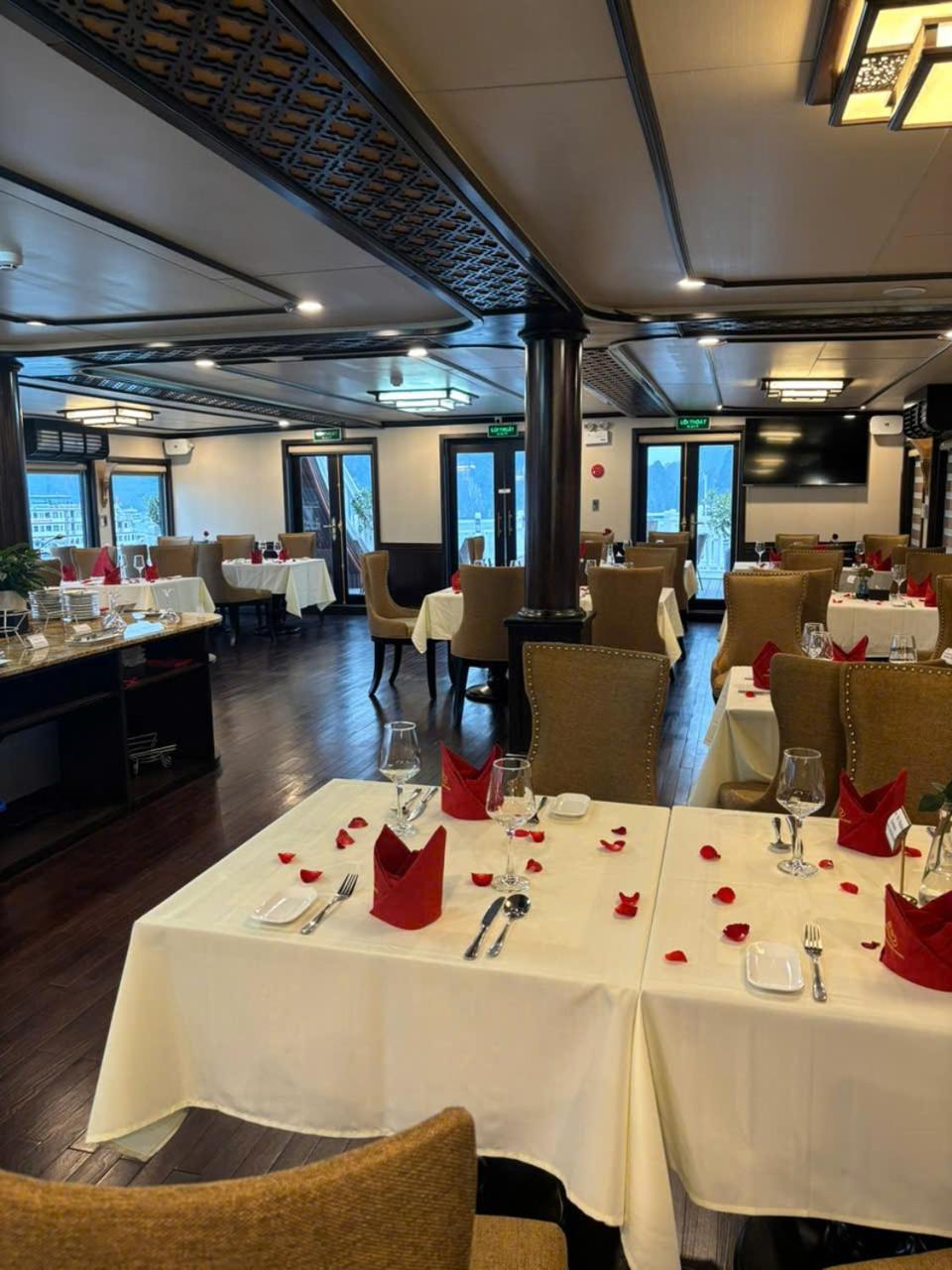 Hotel Arcady Boutique Cruise Ha Long Zewnętrze zdjęcie